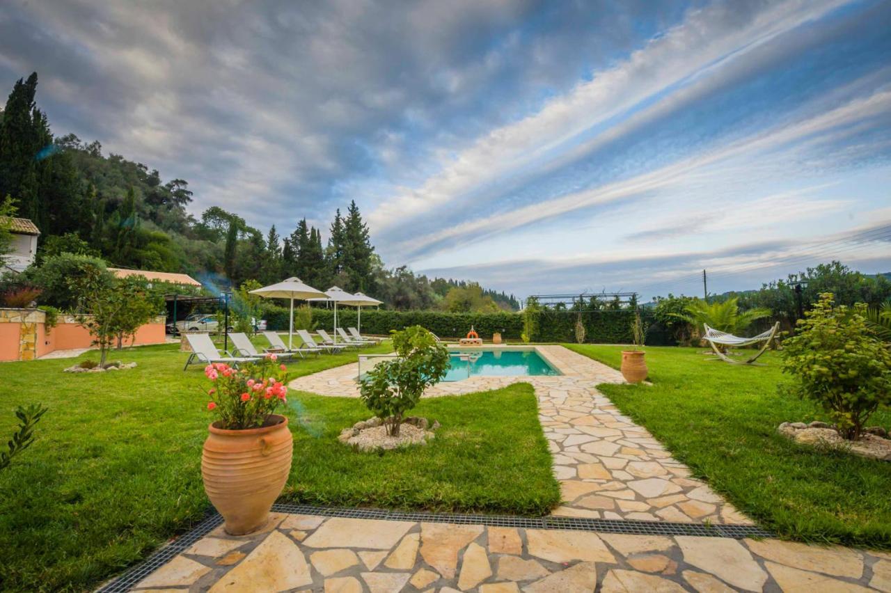 Villa Livadi *